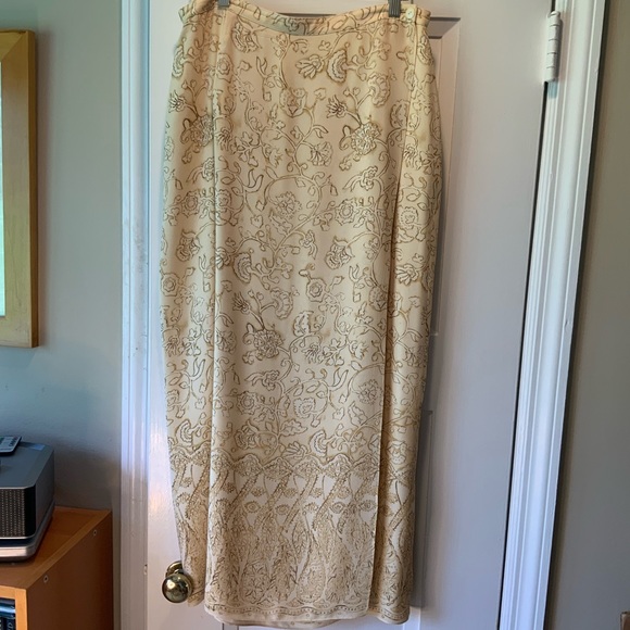 Womens Liz Claiborne Collection crème colored skirt size 14 - Picture 1 of 5
